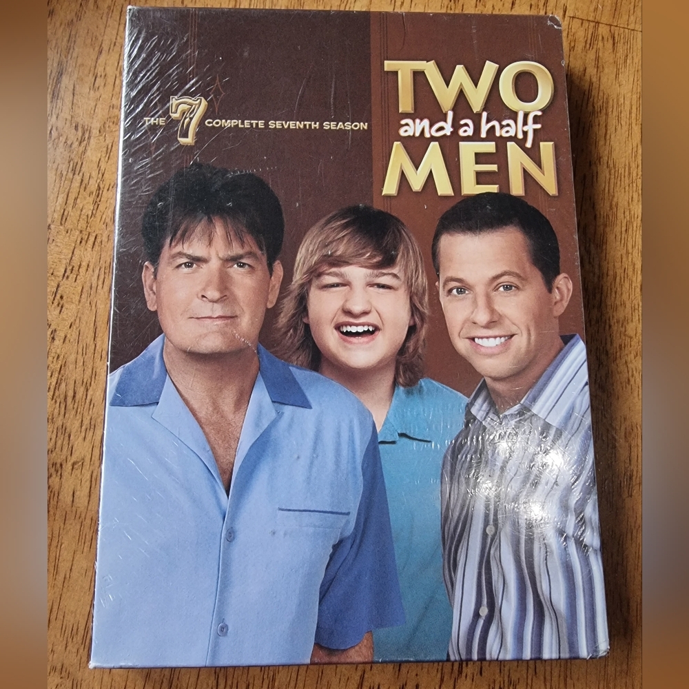 Two and a Half Men The Complete 7th Season DVD Sealed